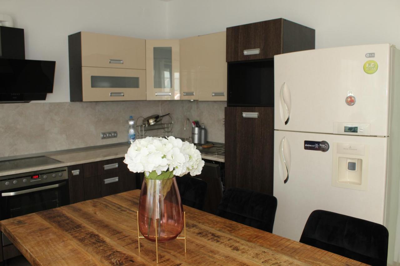 Sunny House Apartman Szegedin Exterior foto