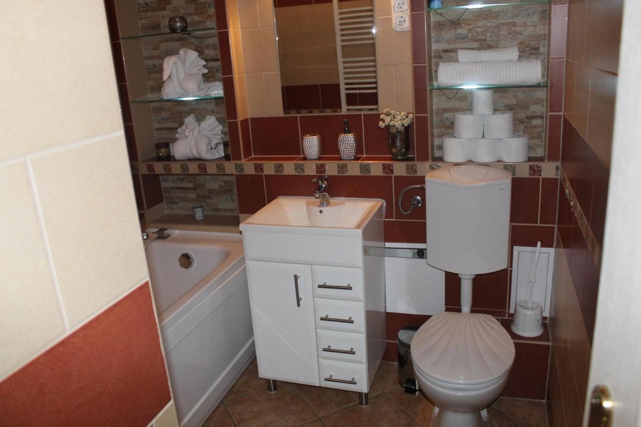 Sunny House Apartman Szegedin Exterior foto