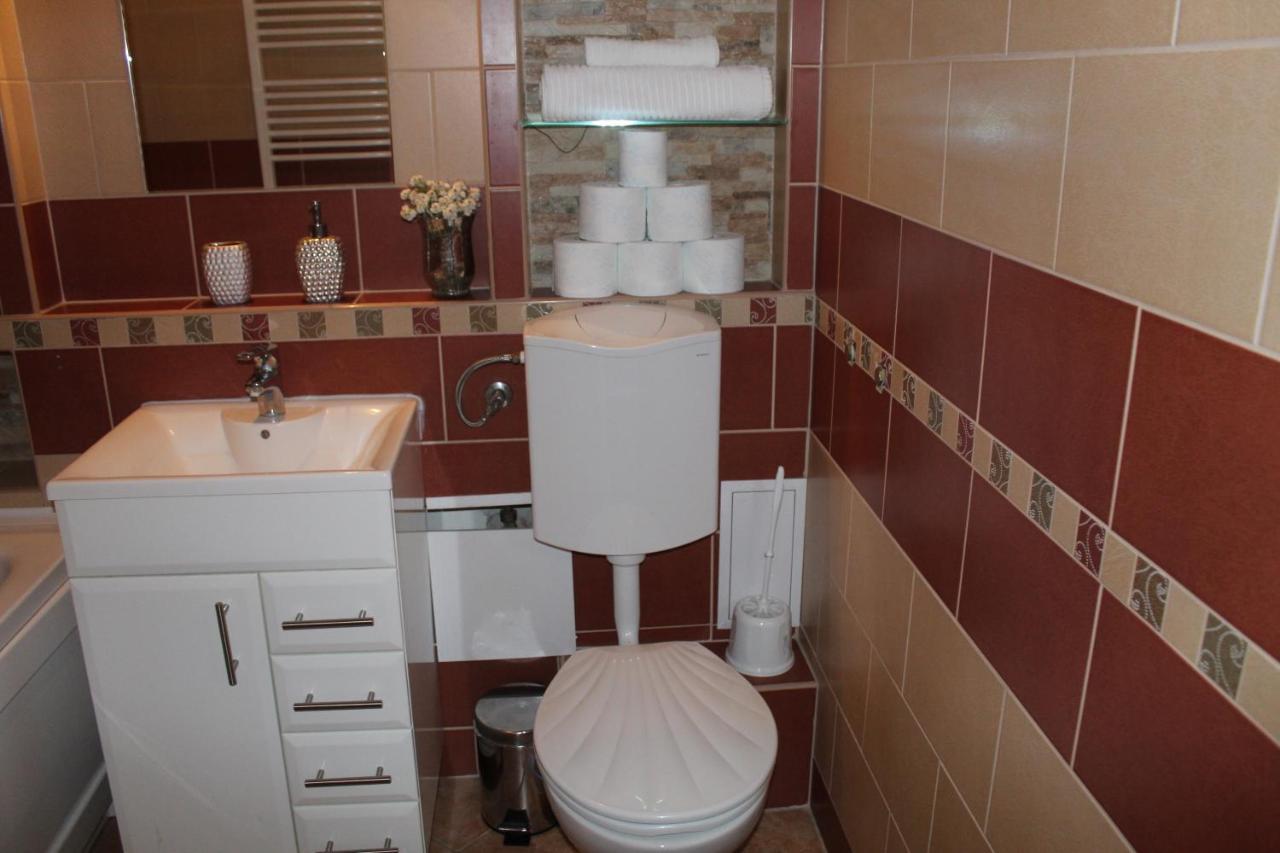 Sunny House Apartman Szegedin Exterior foto