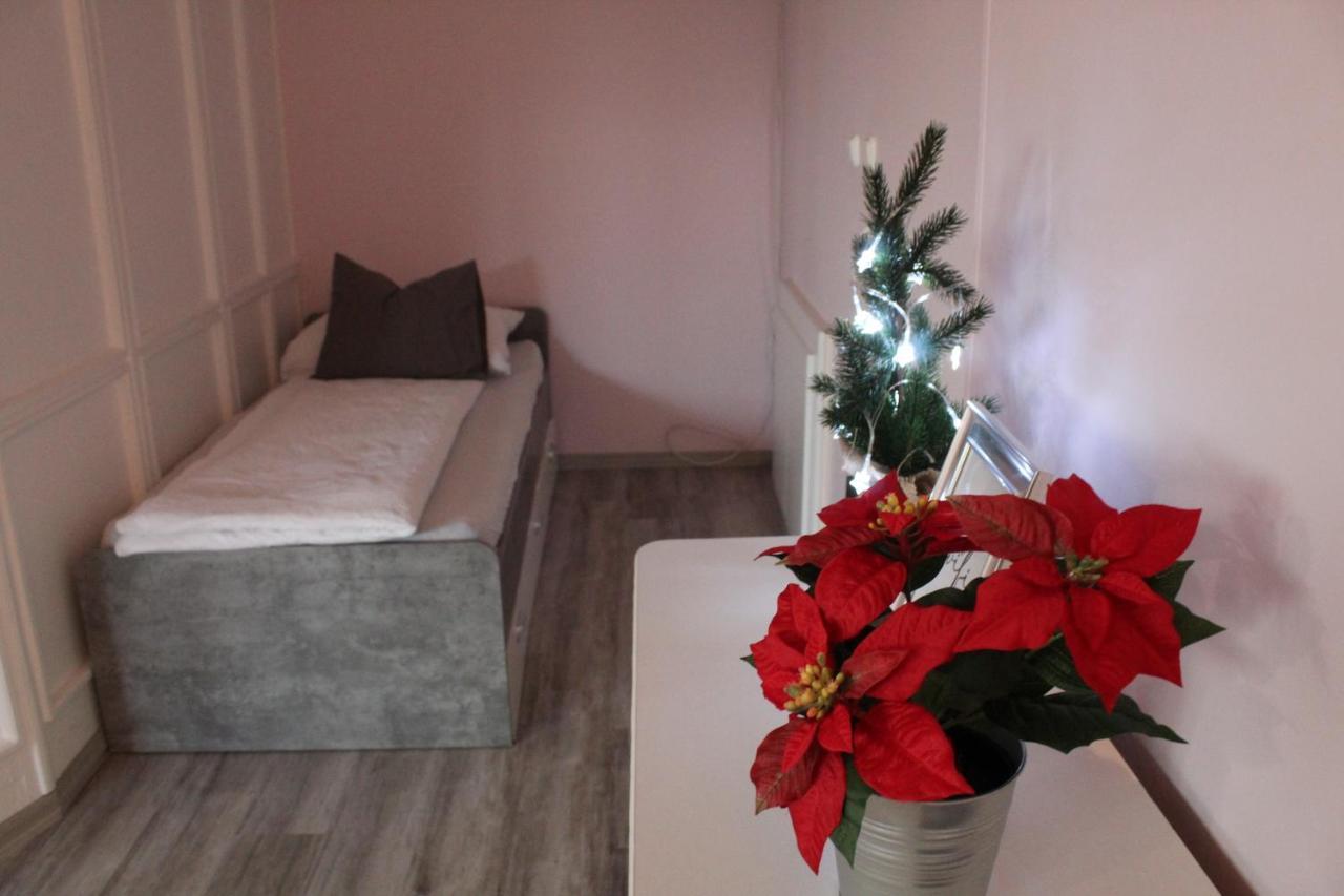 Sunny House Apartman Szegedin Exterior foto